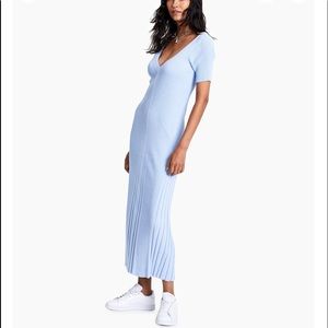 💥FINAL PRICE 💥 Pleated knit midi dress NWOT